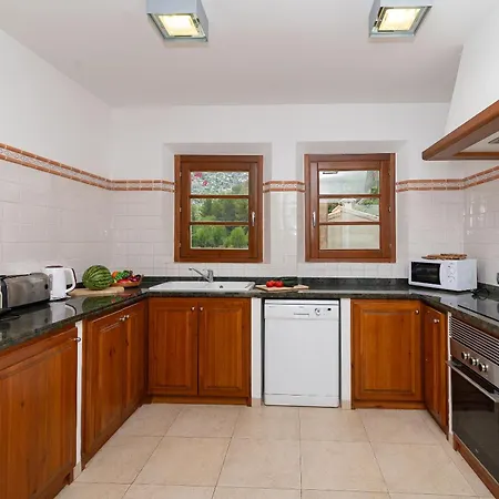 Vall D'en March By Sealand * بويينسا